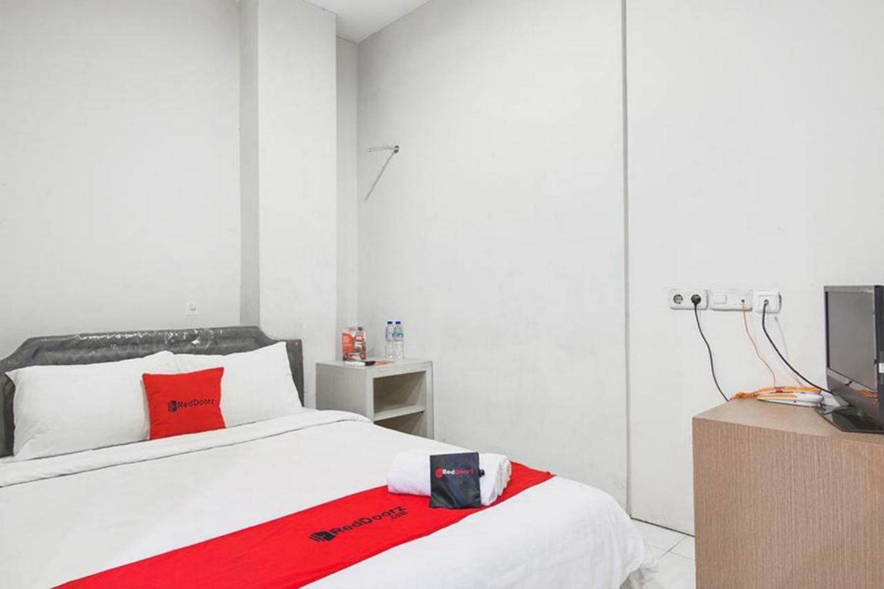 Reddoorz At Siwalankerto Surabaya Hotel ภายนอก รูปภาพ