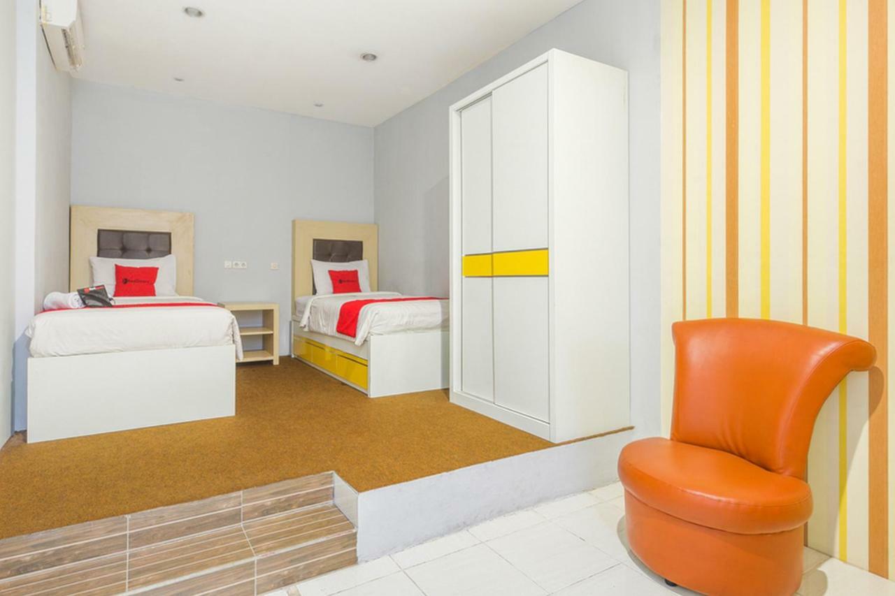 Reddoorz At Siwalankerto Surabaya Hotel ภายนอก รูปภาพ